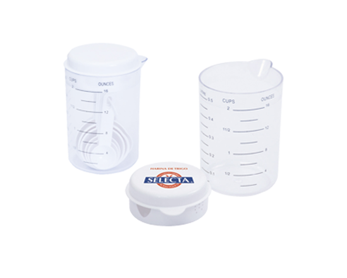 A2530, Vaso medidor de 16 OZ con tapa colador para líquidos y set de cucharas medidoras.